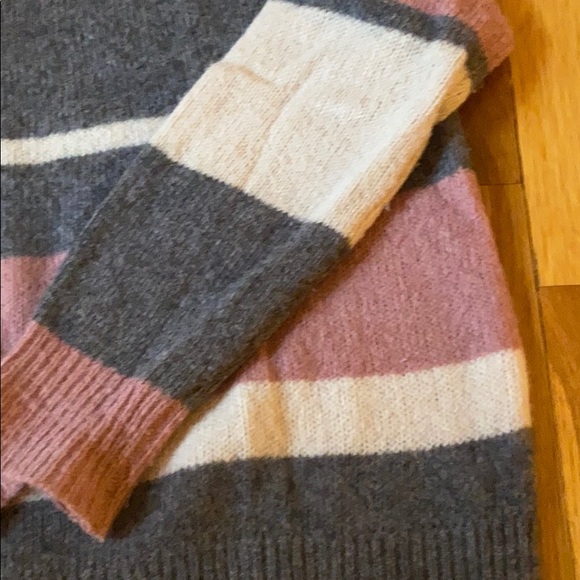 360 Cashmere Pink & Gray Striped Crewneck - Picture 6 of 9